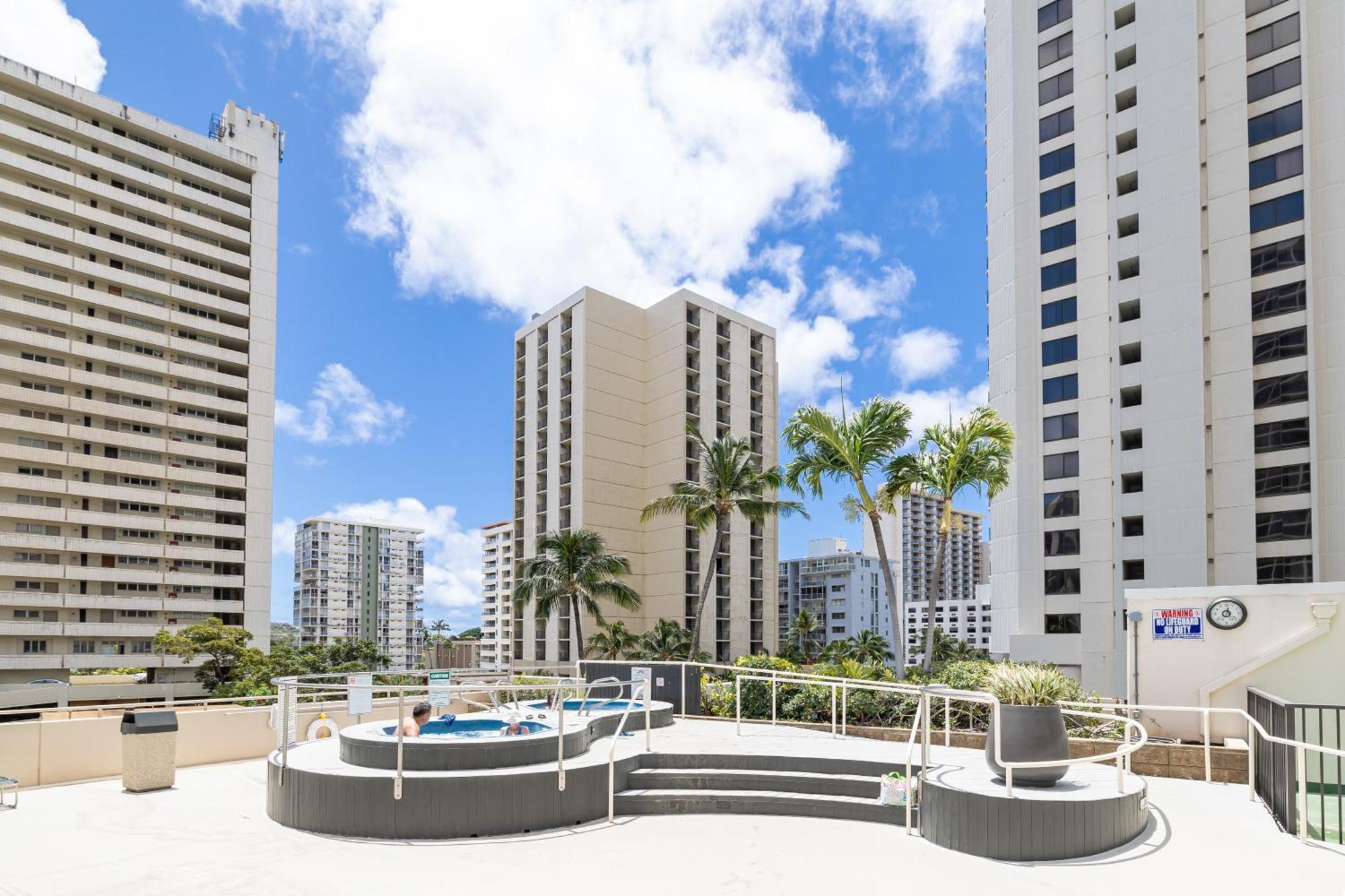 Mountain View Condo W/ King-Size Bed, Free Parking ホノルル エクステリア 写真