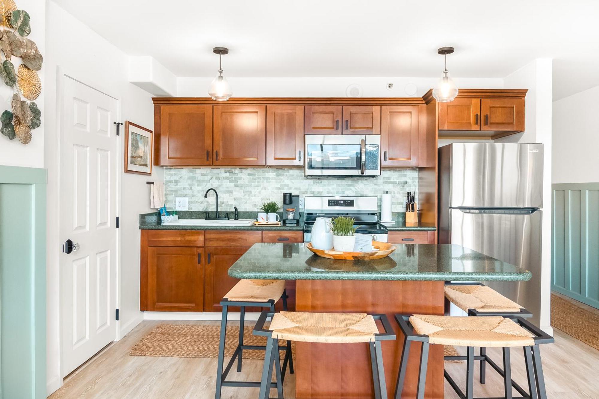 Mountain View Condo W/ King-Size Bed, Free Parking ホノルル エクステリア 写真
