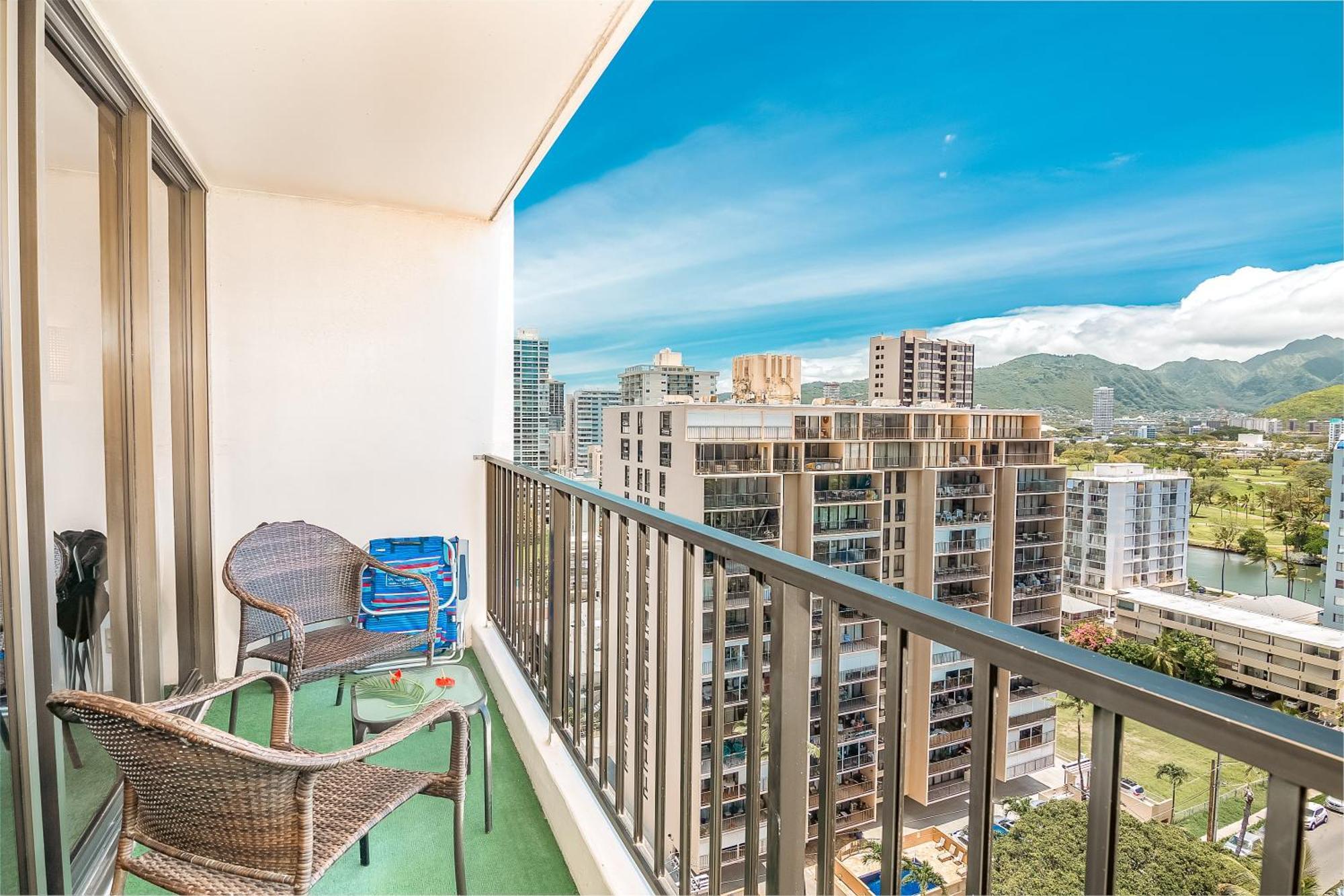 Mountain View Condo W/ King-Size Bed, Free Parking ホノルル エクステリア 写真