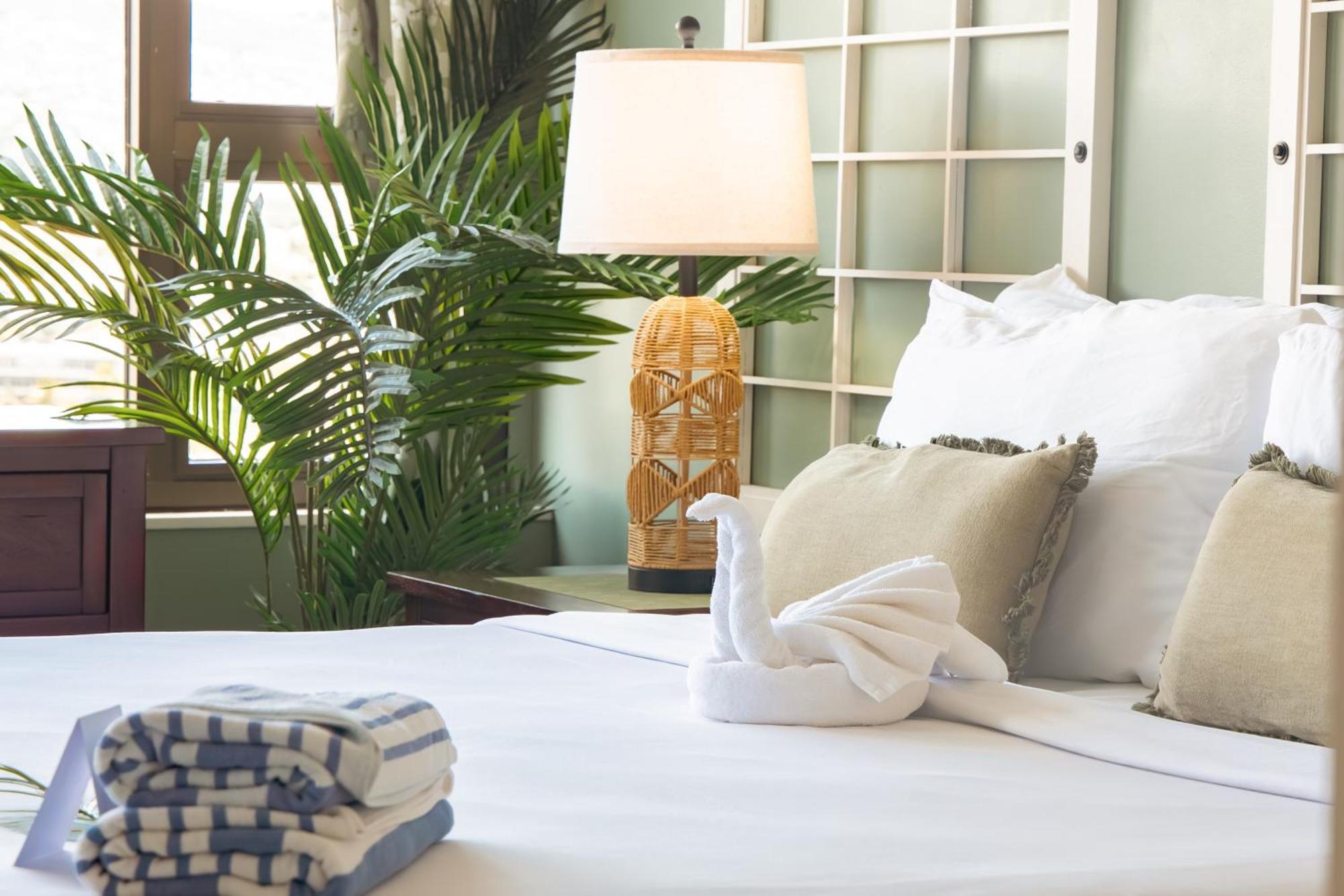 Mountain View Condo W/ King-Size Bed, Free Parking ホノルル エクステリア 写真