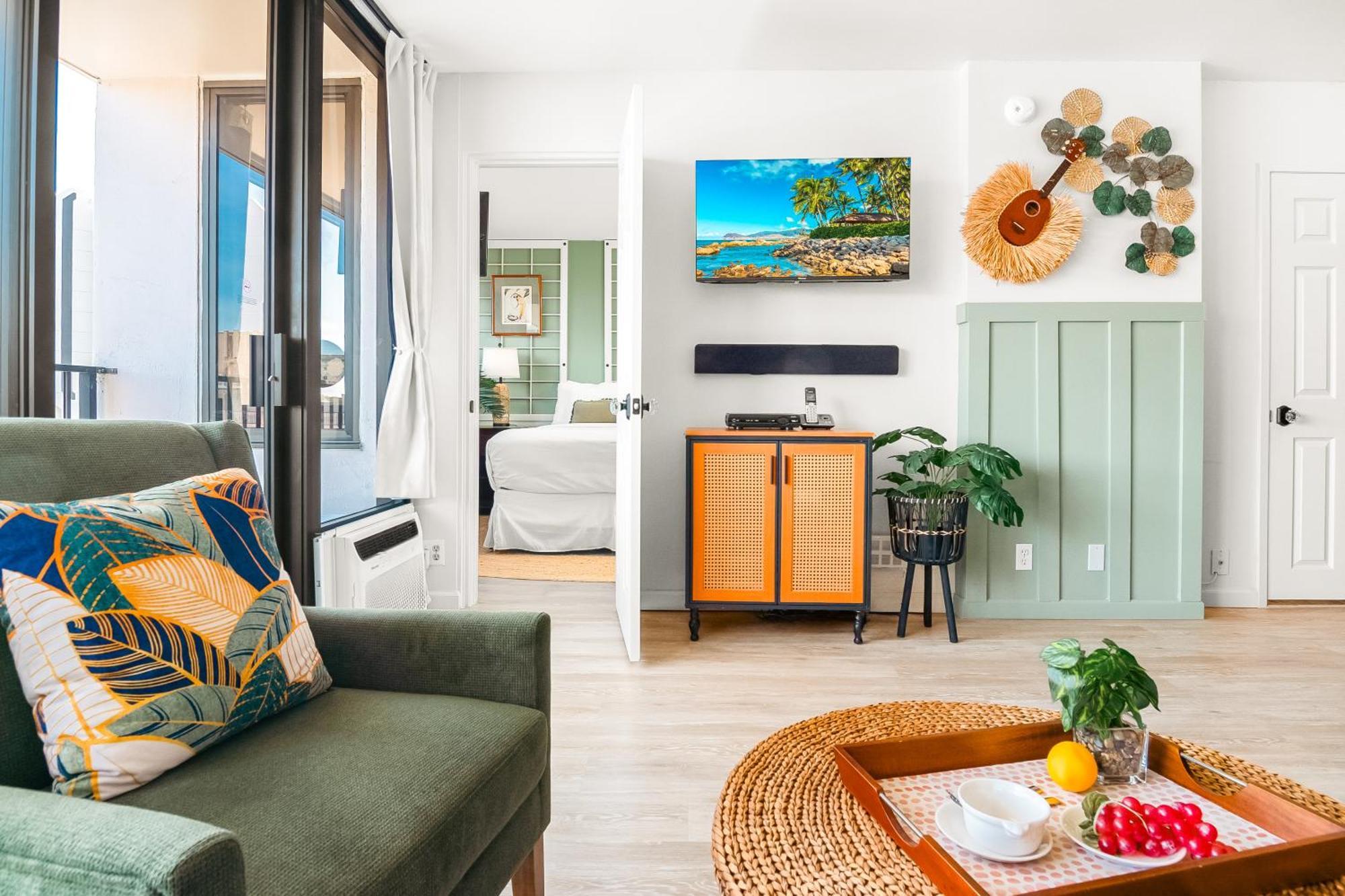 Mountain View Condo W/ King-Size Bed, Free Parking ホノルル エクステリア 写真