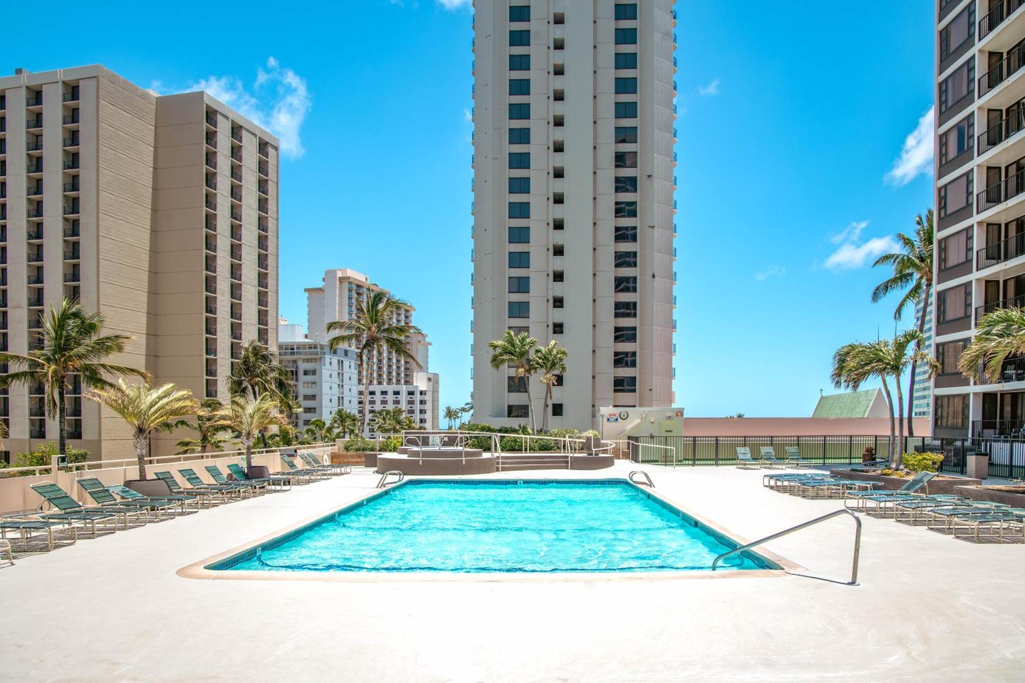 Mountain View Condo W/ King-Size Bed, Free Parking ホノルル エクステリア 写真