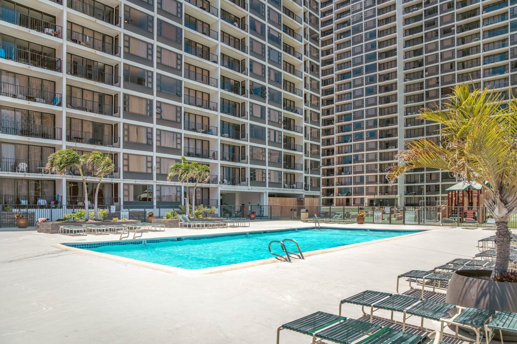 Mountain View Condo W/ King-Size Bed, Free Parking ホノルル エクステリア 写真